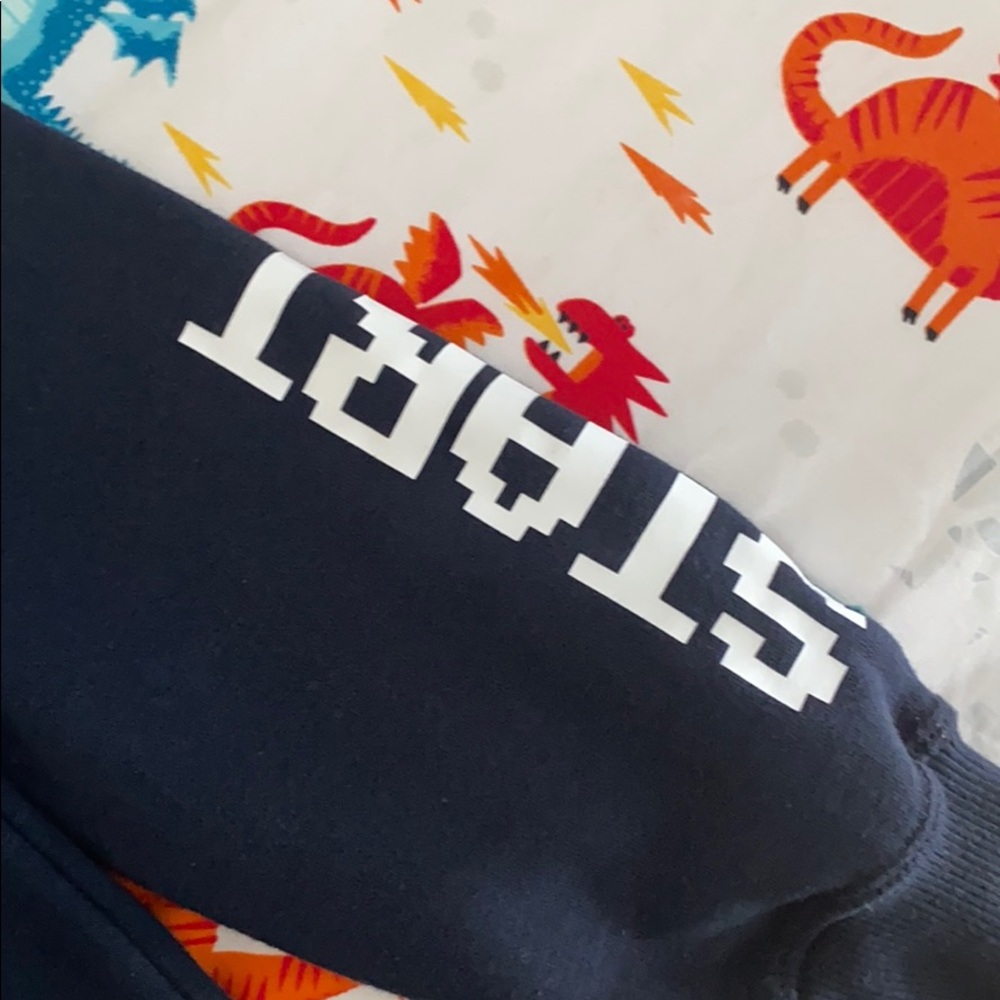 Big boys H&M sweater - Picture 3 of 3